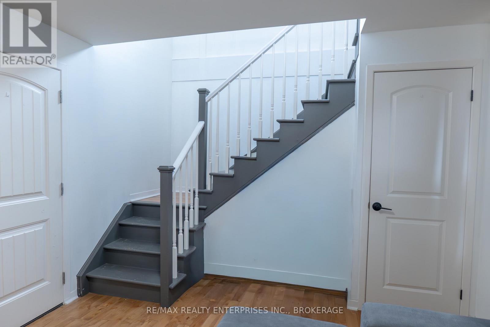 10 Antwerp Street, St. Catharines, Ontario L2S 1J8 - Photo 20 - X12561882