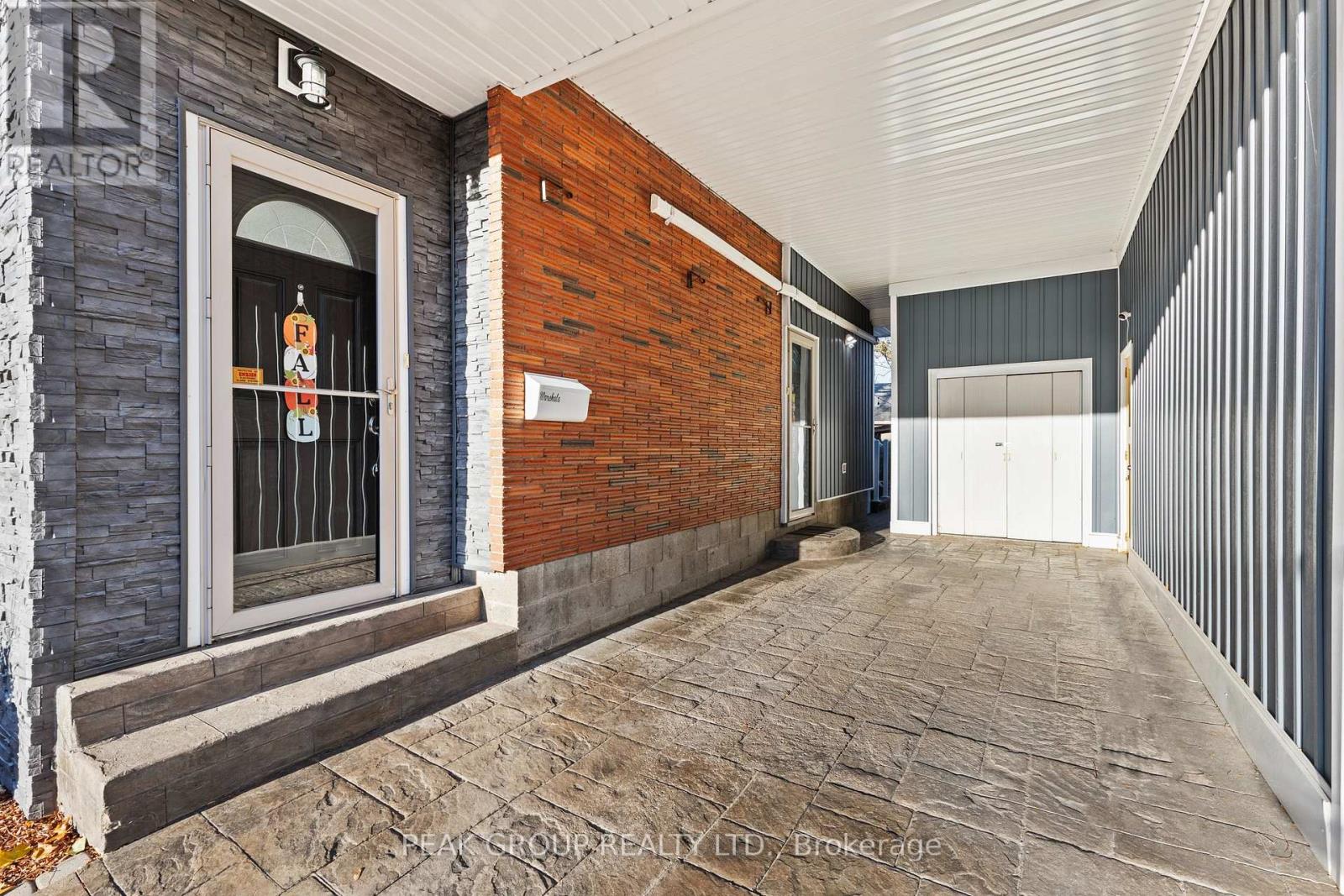 6015 Theresa Street, Niagara Falls, Ontario  L2J 2A4 - Photo 5 - X12561940