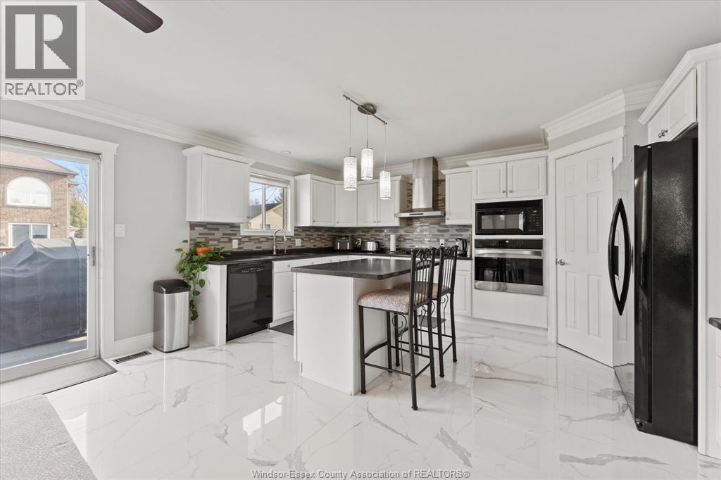 405 Gaylord Avenue, Lasalle, Ontario N9J 3H1 - Photo 11 - 25029223