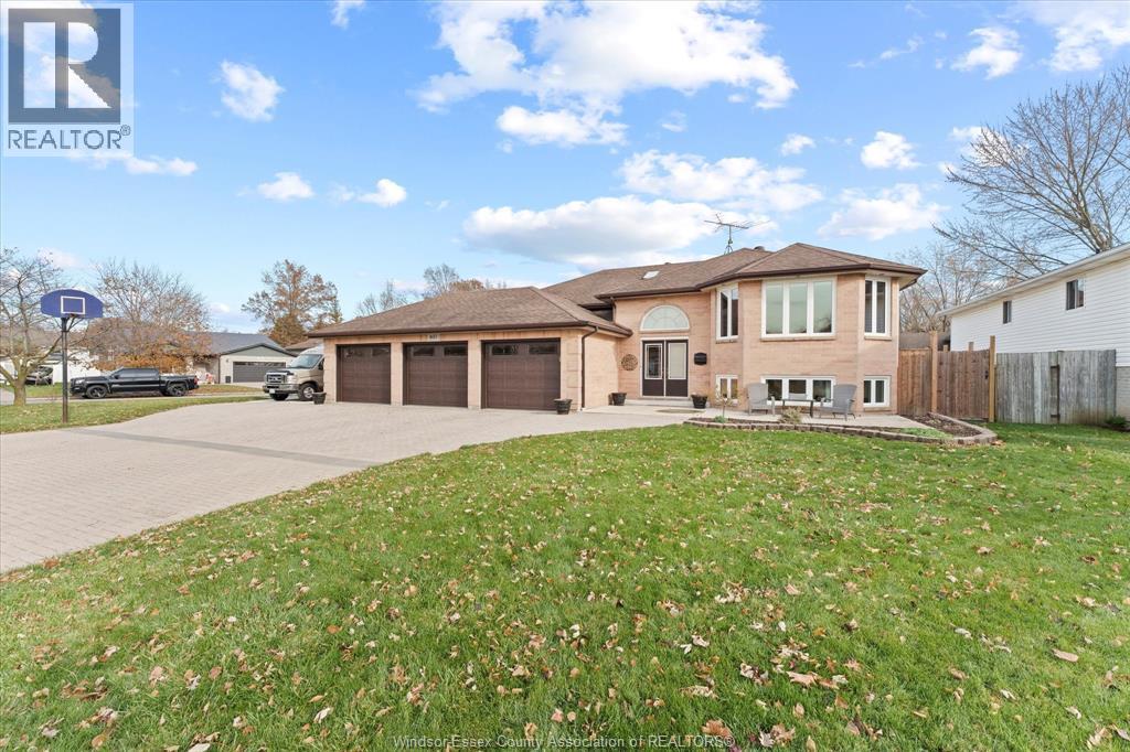 405 Gaylord Avenue, Lasalle, Ontario N9J 3H1 - Photo 4 - 25029223