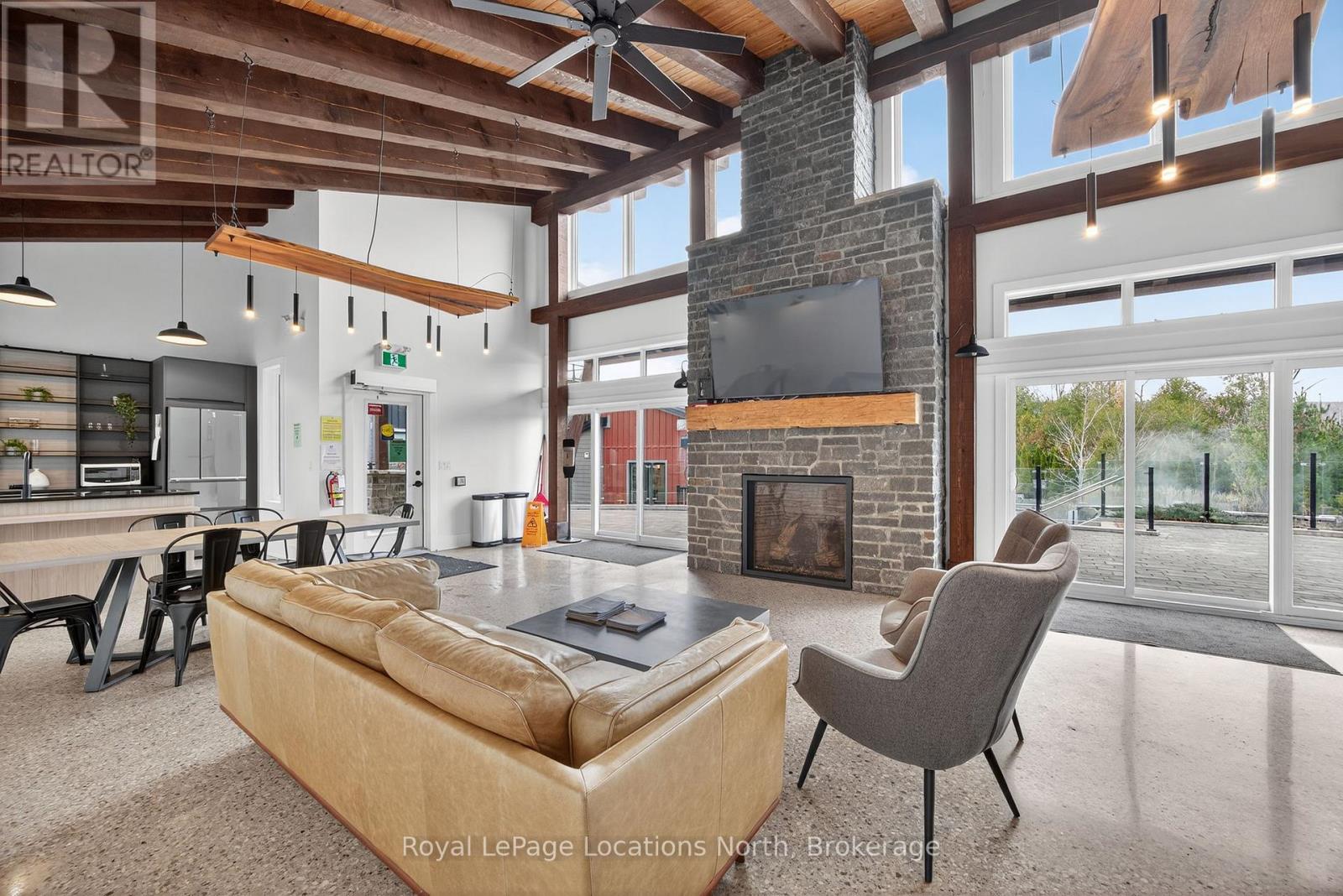 204 - 11 Beausoleil Lane, Blue Mountains, Ontario  L9Y 0H2 - Photo 33 - X12561700