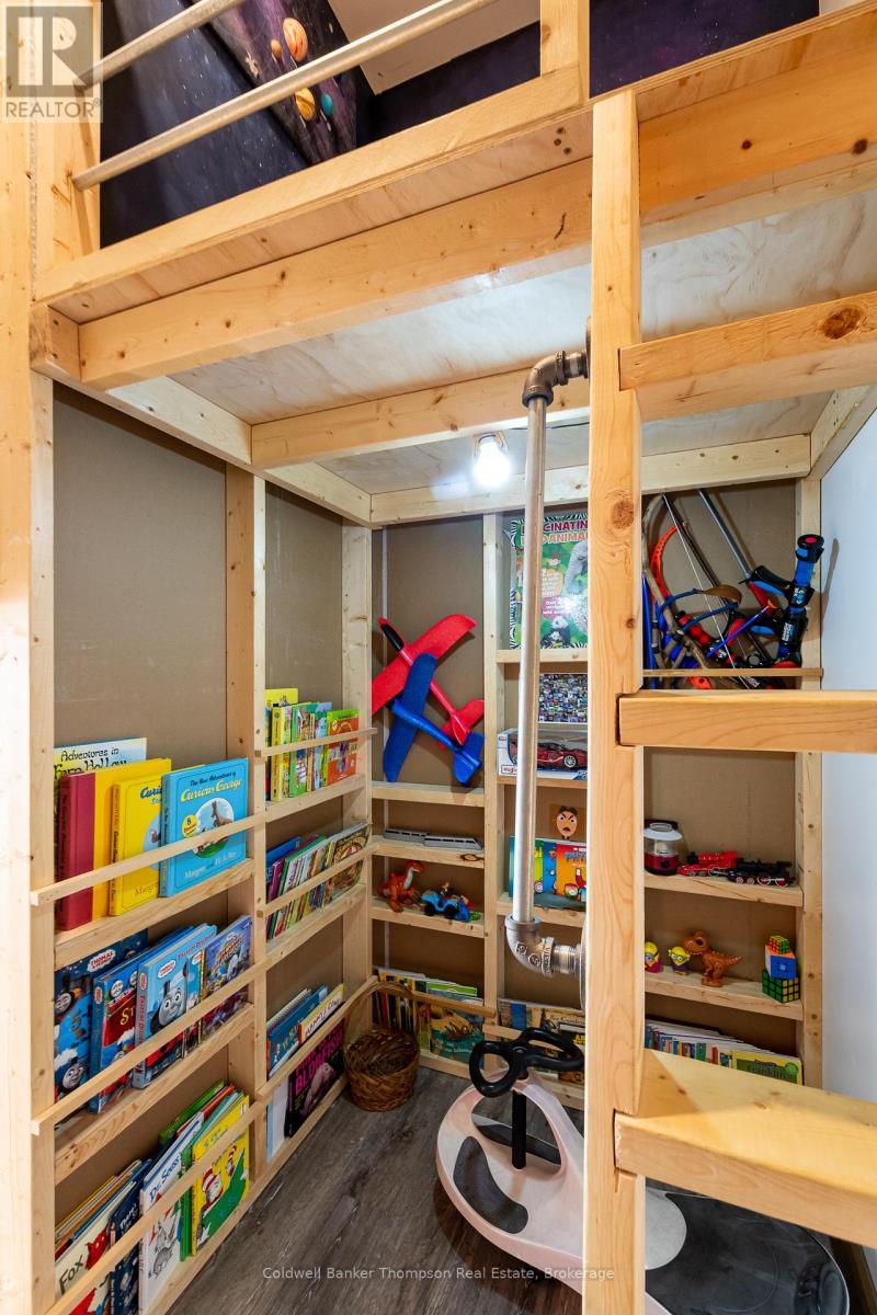 13 Lewis Street, South River, Ontario  P0A 1X0 - Photo 15 - X12561796