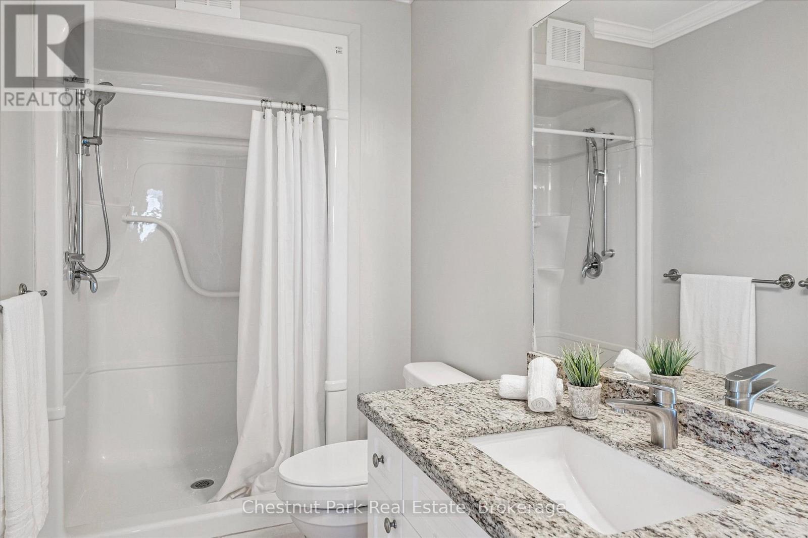 209 - 10b Kimberley Avenue, Bracebridge (Macaulay), Ontario  P1L 0A6 - Photo 33 - X12561904