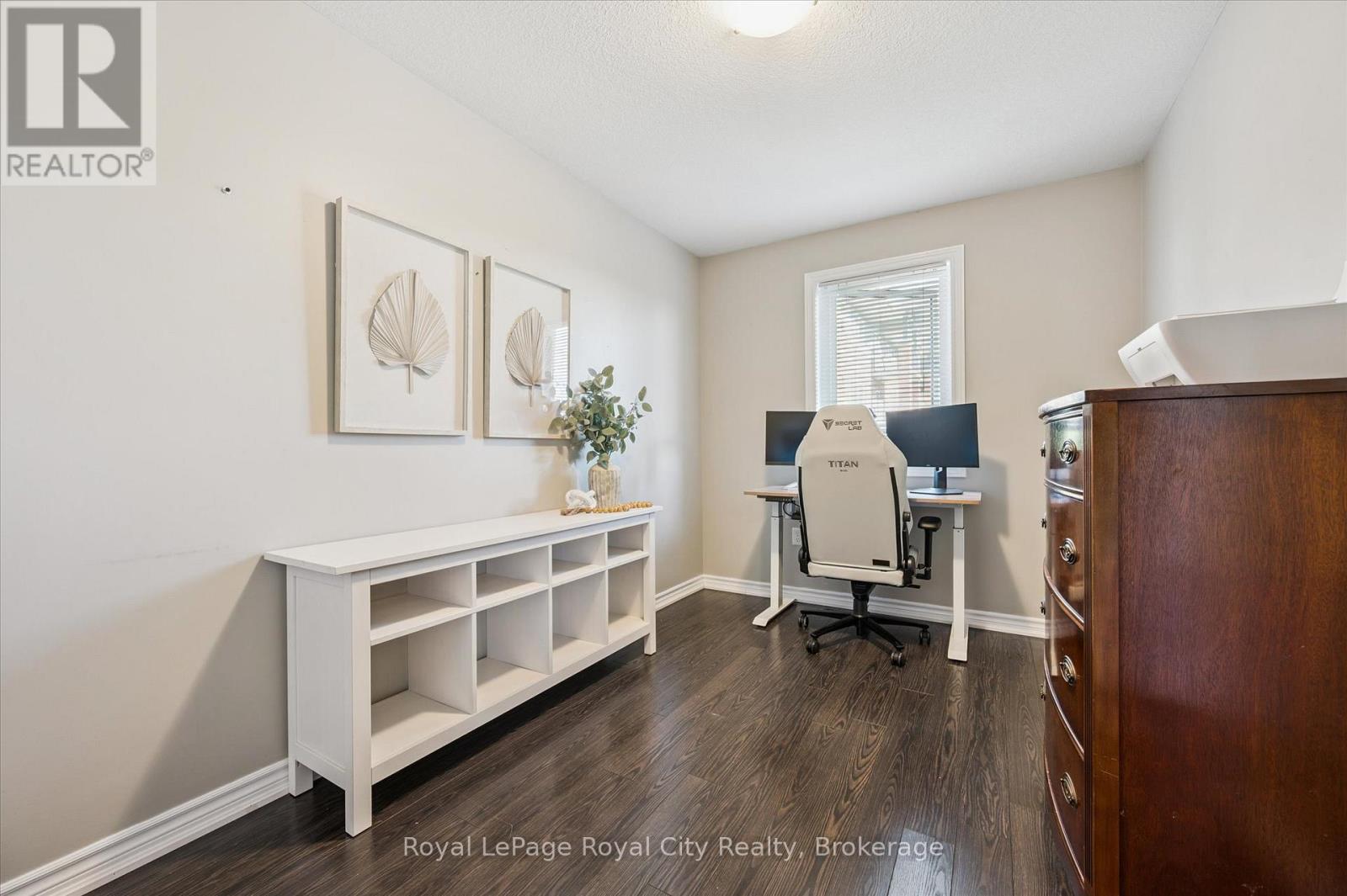 33 - 10 Katemore Drive, Guelph, Ontario N1L 0J2 - Photo 22 - X12561910