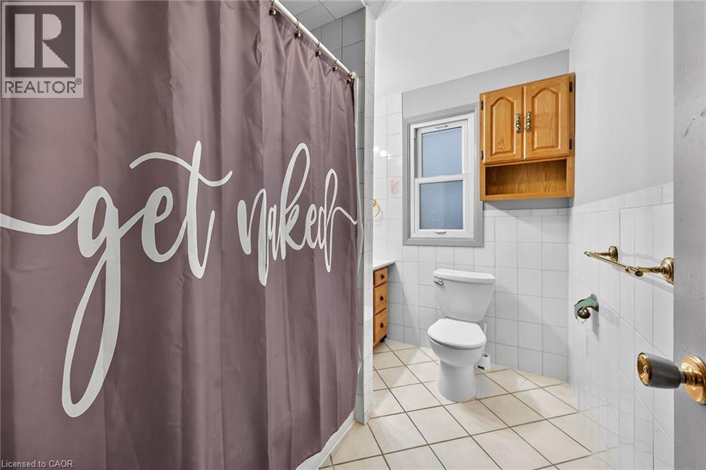 49 East 33rd Street, Hamilton, Ontario  L8V 3S9 - Photo 23 - 40786757