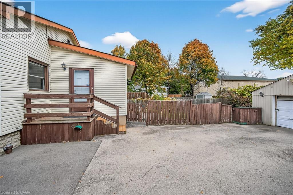 49 East 33rd Street, Hamilton, Ontario  L8V 3S9 - Photo 34 - 40786757