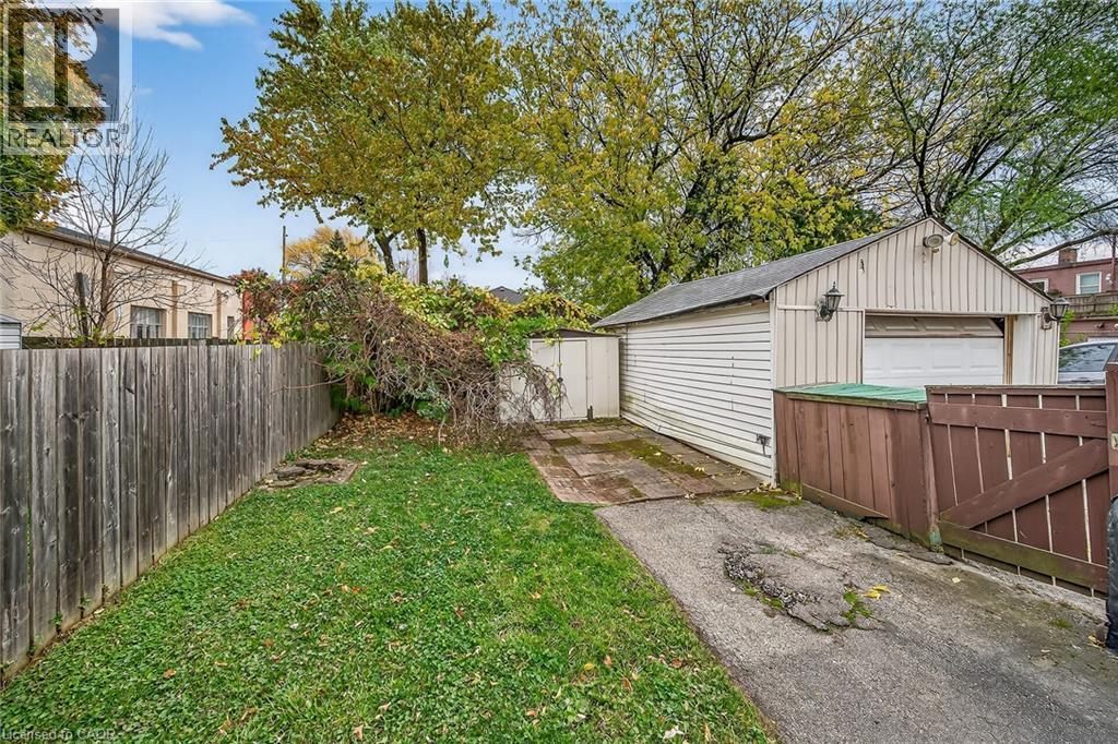 49 East 33rd Street, Hamilton, Ontario  L8V 3S9 - Photo 39 - 40786757