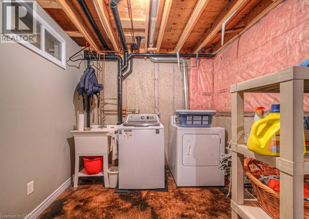 206 Dearborn Boulevard, Waterloo, Ontario  N2J 4Y3 - Photo 32 - 40788934