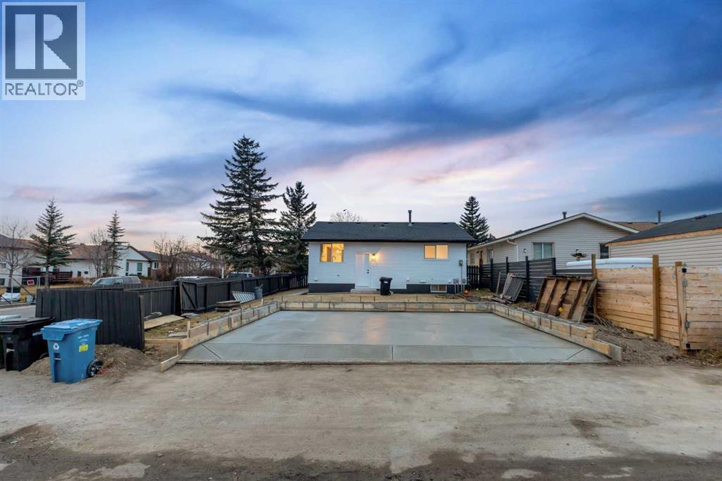16 Faldale Close Ne, Calgary, Alberta  T3J 1V9 - Photo 42 - A2270795