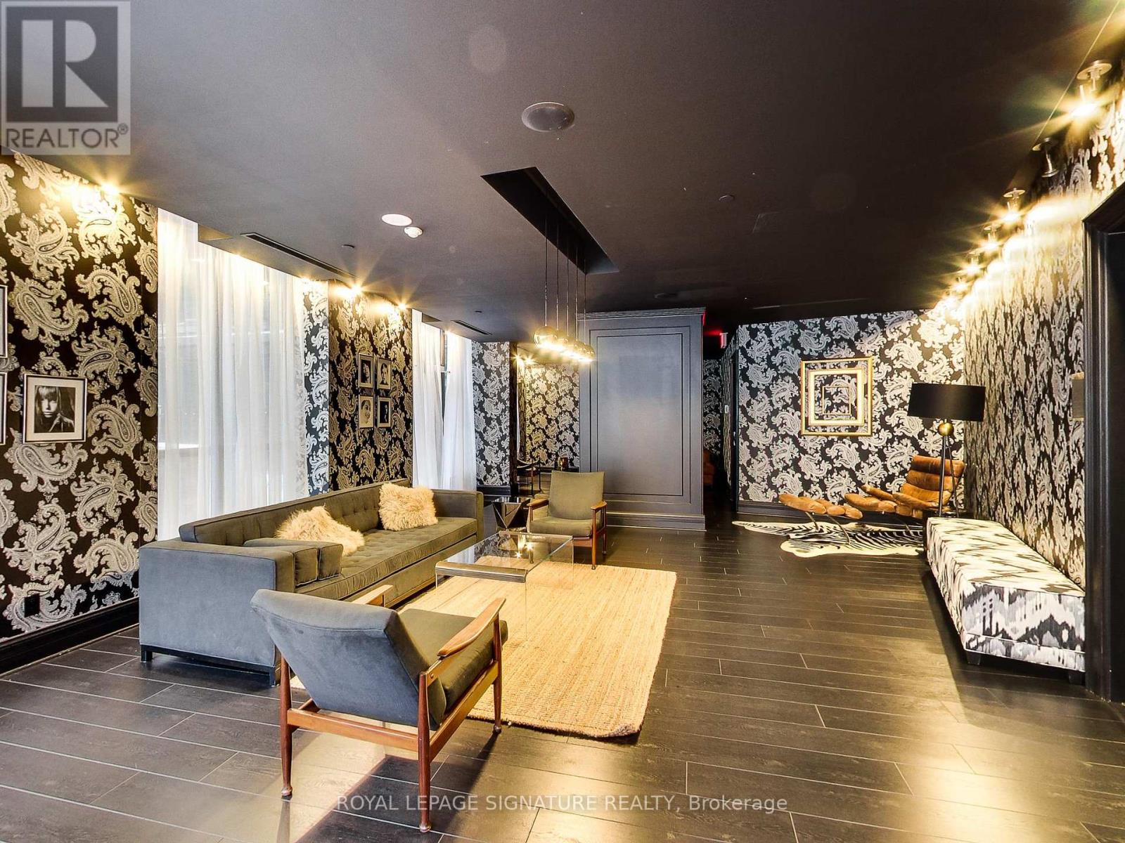 2009 - 1 Scott Street, Toronto, Ontario  M5E 1A1 - Photo 19 - C12561764