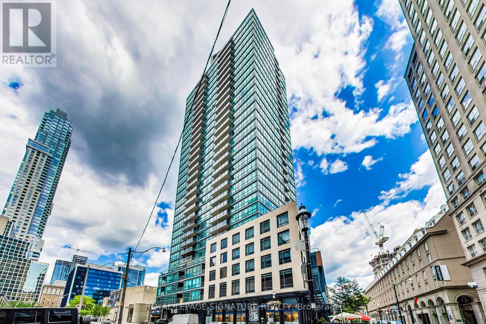 2009 - 1 Scott Street, Toronto, Ontario  M5E 1A1 - Photo 28 - C12561764