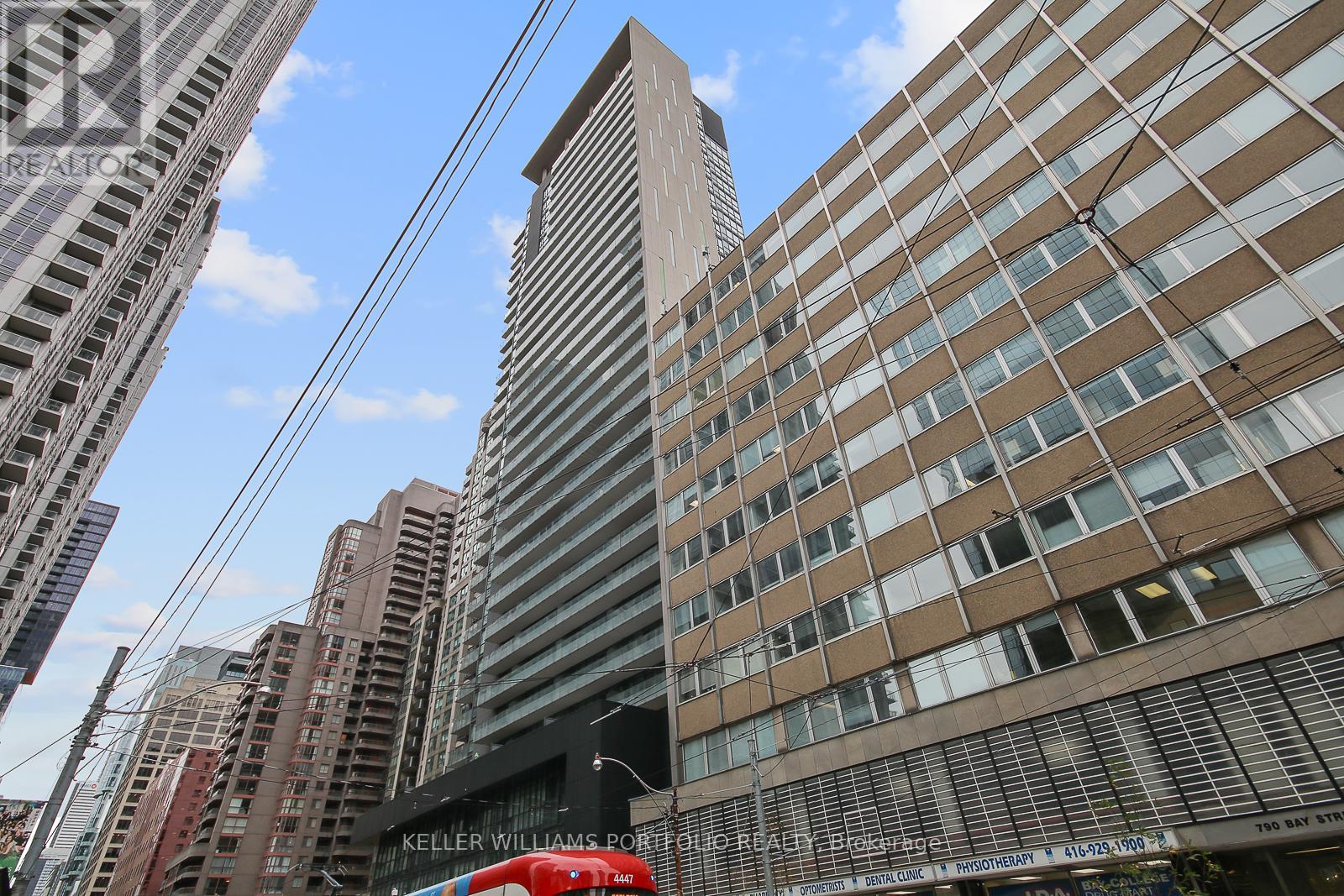 1104 - 770 Bay Street, Toronto, Ontario  M5G 0A6 - Photo 28 - C12561770