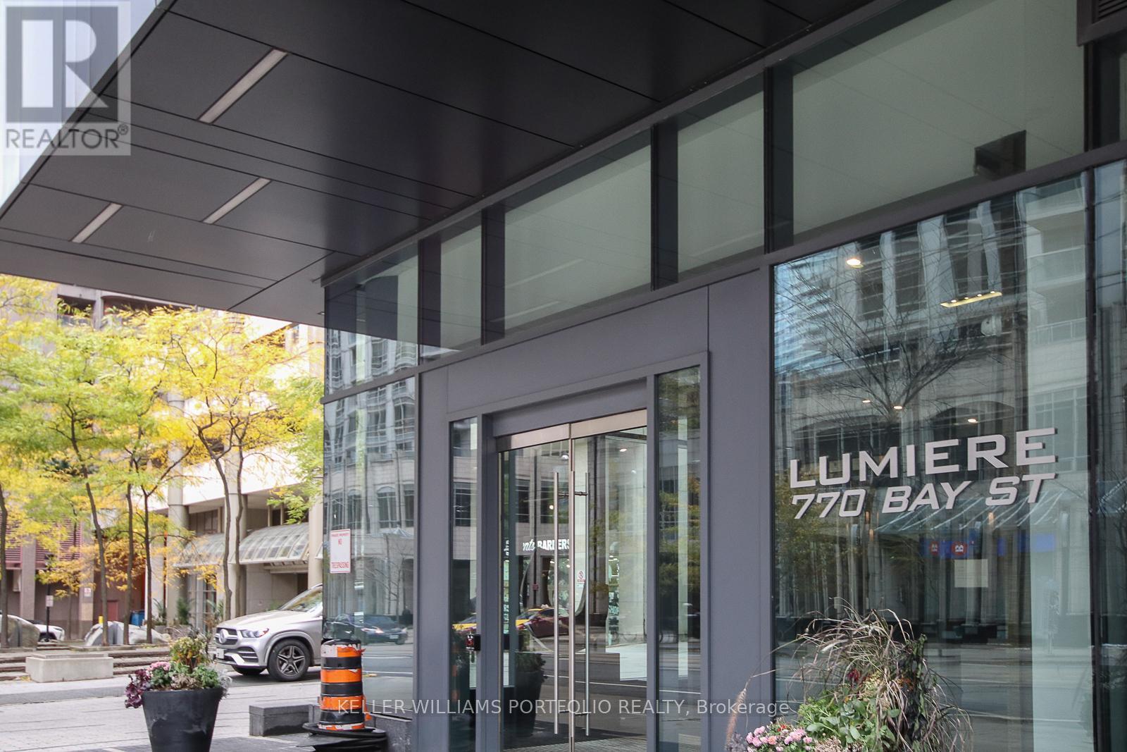 1104 - 770 Bay Street, Toronto, Ontario  M5G 0A6 - Photo 29 - C12561770