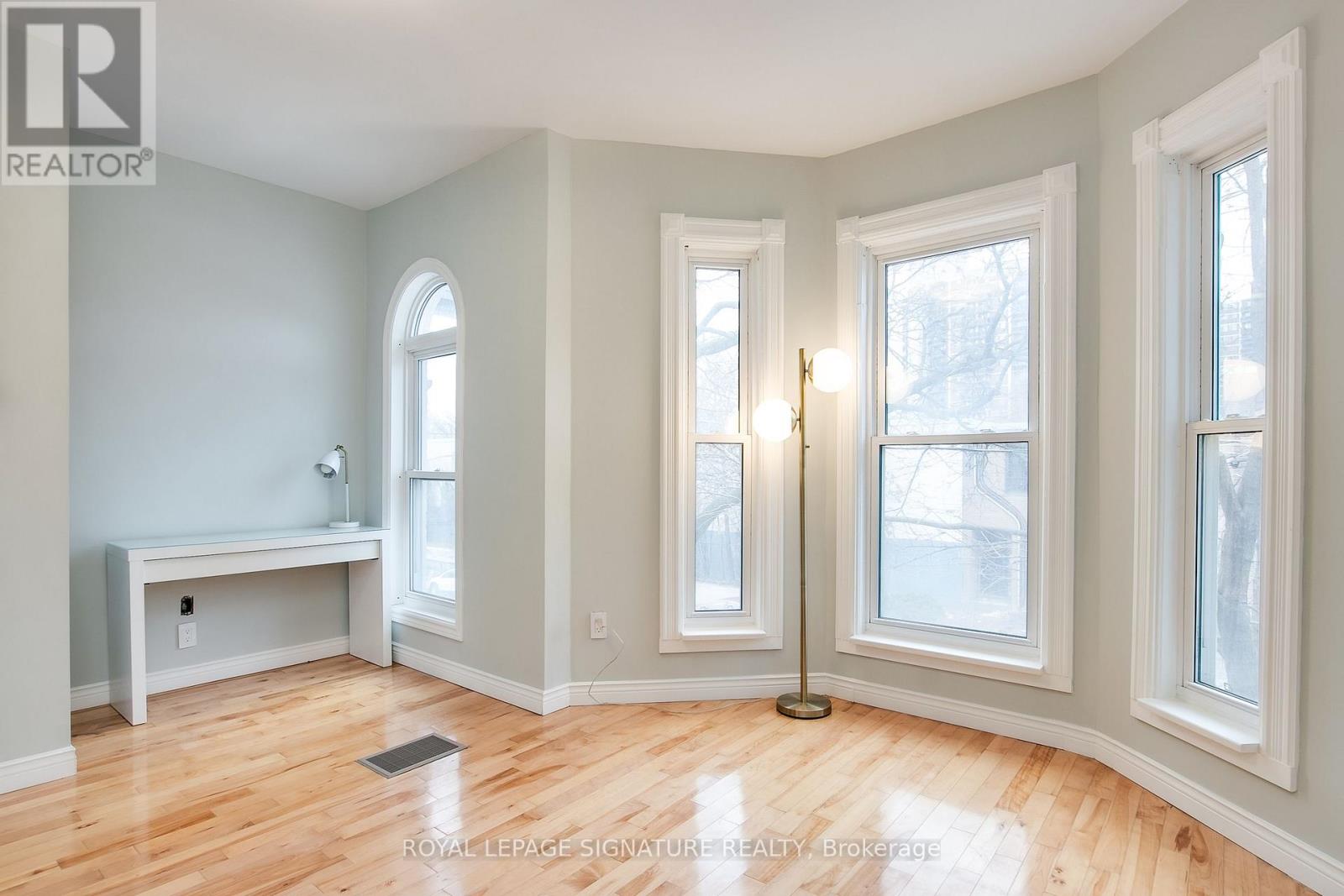 2nd Floor - 133 Brock Street, Toronto, Ontario  M6K 2L5 - Photo 11 - C12561812