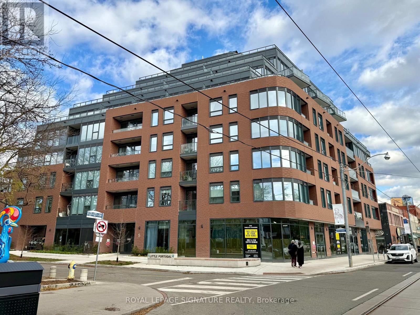 206 - 5 LAKEVIEW AVENUE, Toronto, Ontario