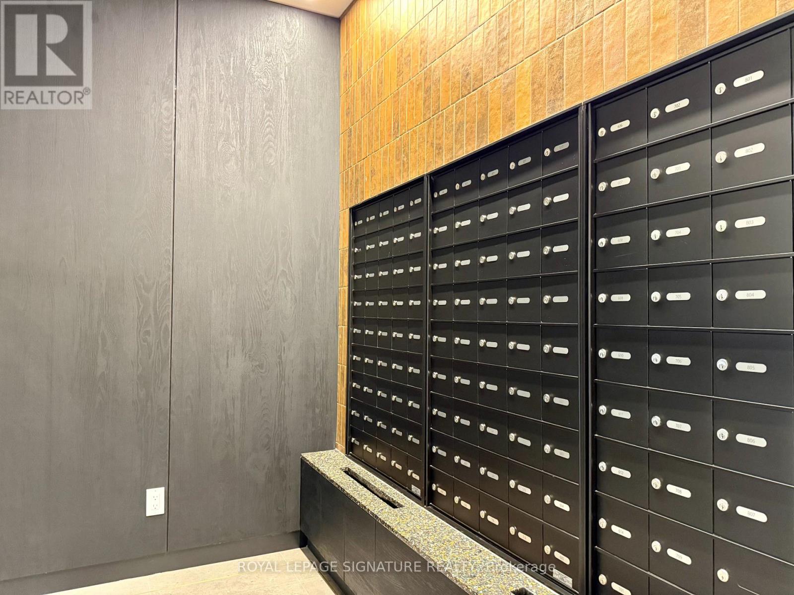 206 - 5 Lakeview Avenue, Toronto, Ontario  M6J 0H3 - Photo 24 - C12561874