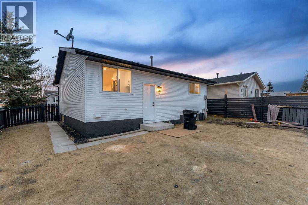 16 Faldale Close Ne, Calgary, Alberta  T3J 1V9 - Photo 40 - A2270795