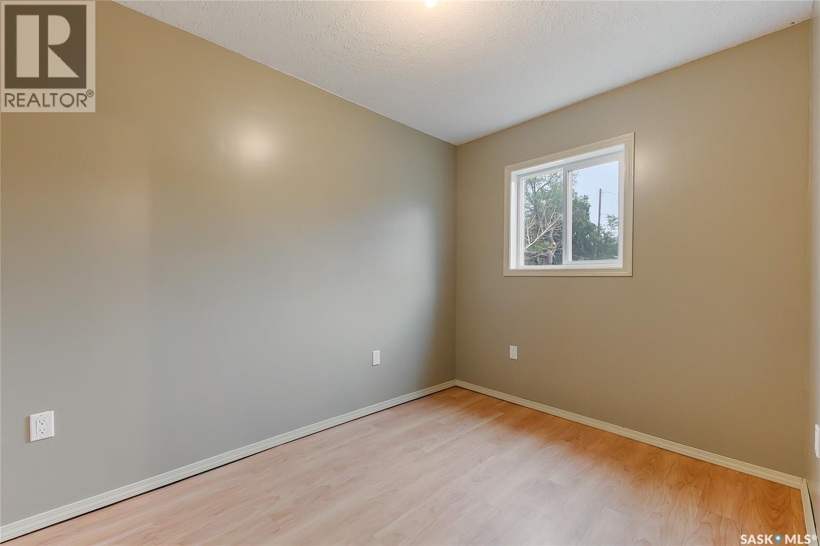 451 9th Street E, Regina Beach, Saskatchewan  S0G 4C0 - Photo 36 - SK024397