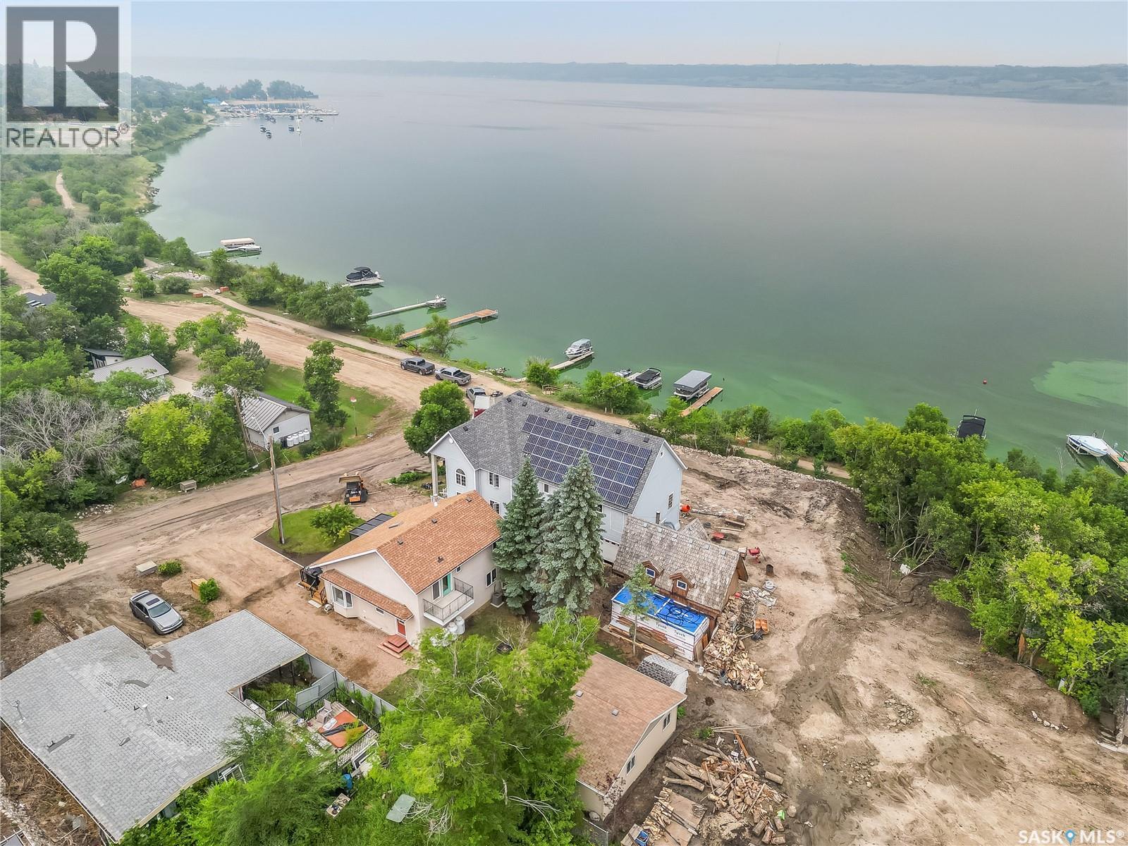 451 9th Street E, Regina Beach, Saskatchewan  S0G 4C0 - Photo 41 - SK024397