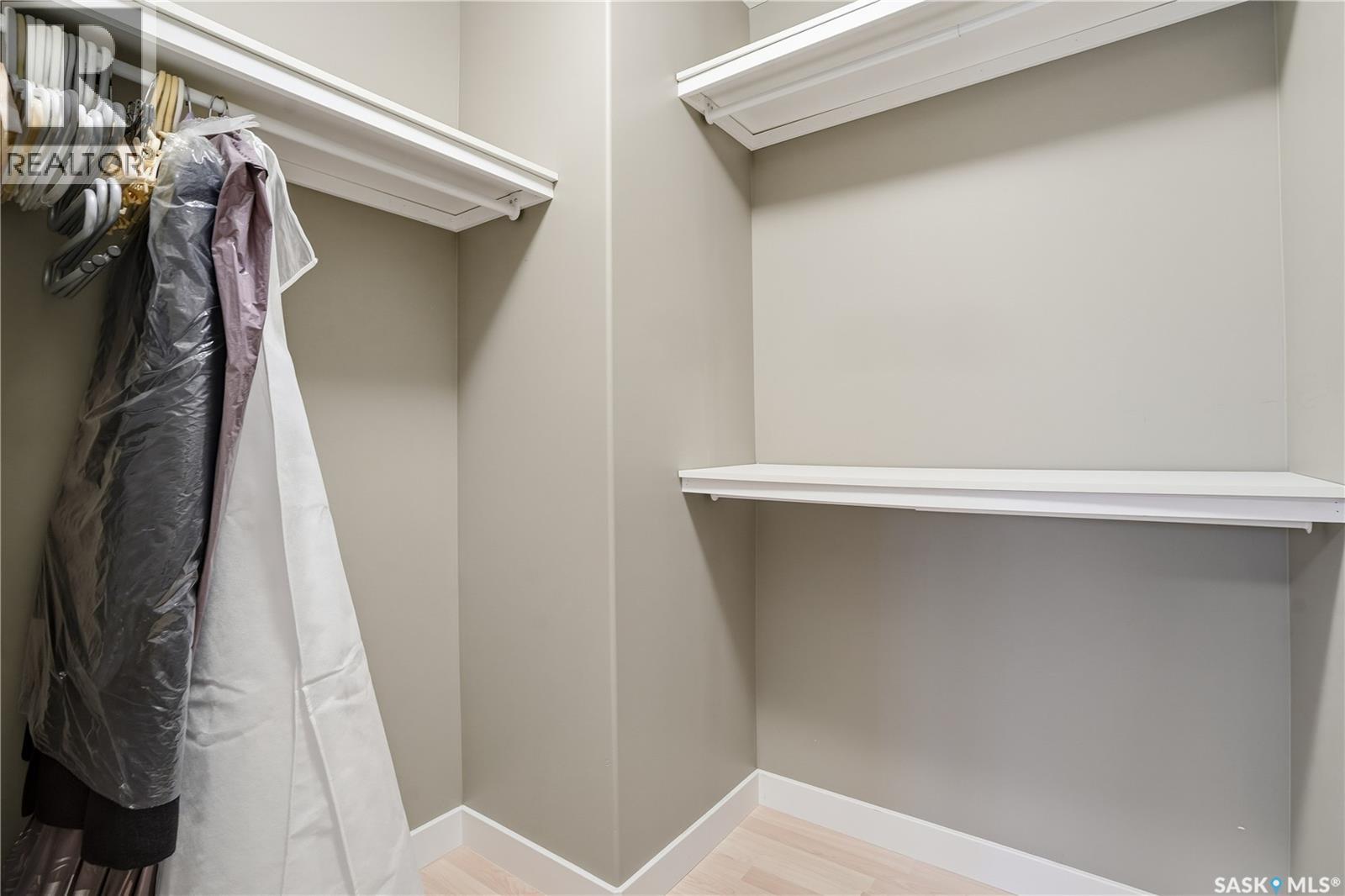 1827 Norman Mackenzie Road, Regina, Saskatchewan  S4X 0A5 - Photo 18 - SK024229