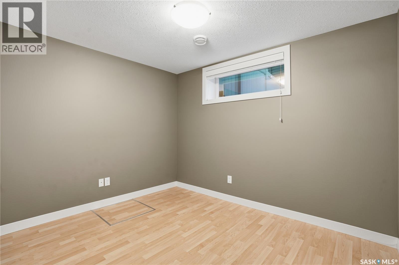 1827 Norman Mackenzie Road, Regina, Saskatchewan  S4X 0A5 - Photo 30 - SK024229