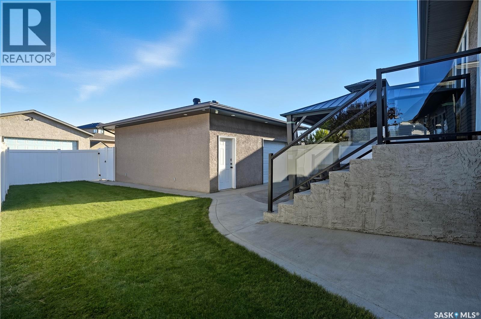 1827 Norman Mackenzie Road, Regina, Saskatchewan  S4X 0A5 - Photo 47 - SK024229