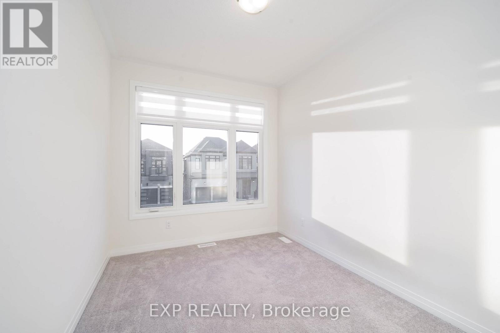 1033 Pisces Trail, Pickering, Ontario  L0H 1J0 - Photo 14 - E12558636