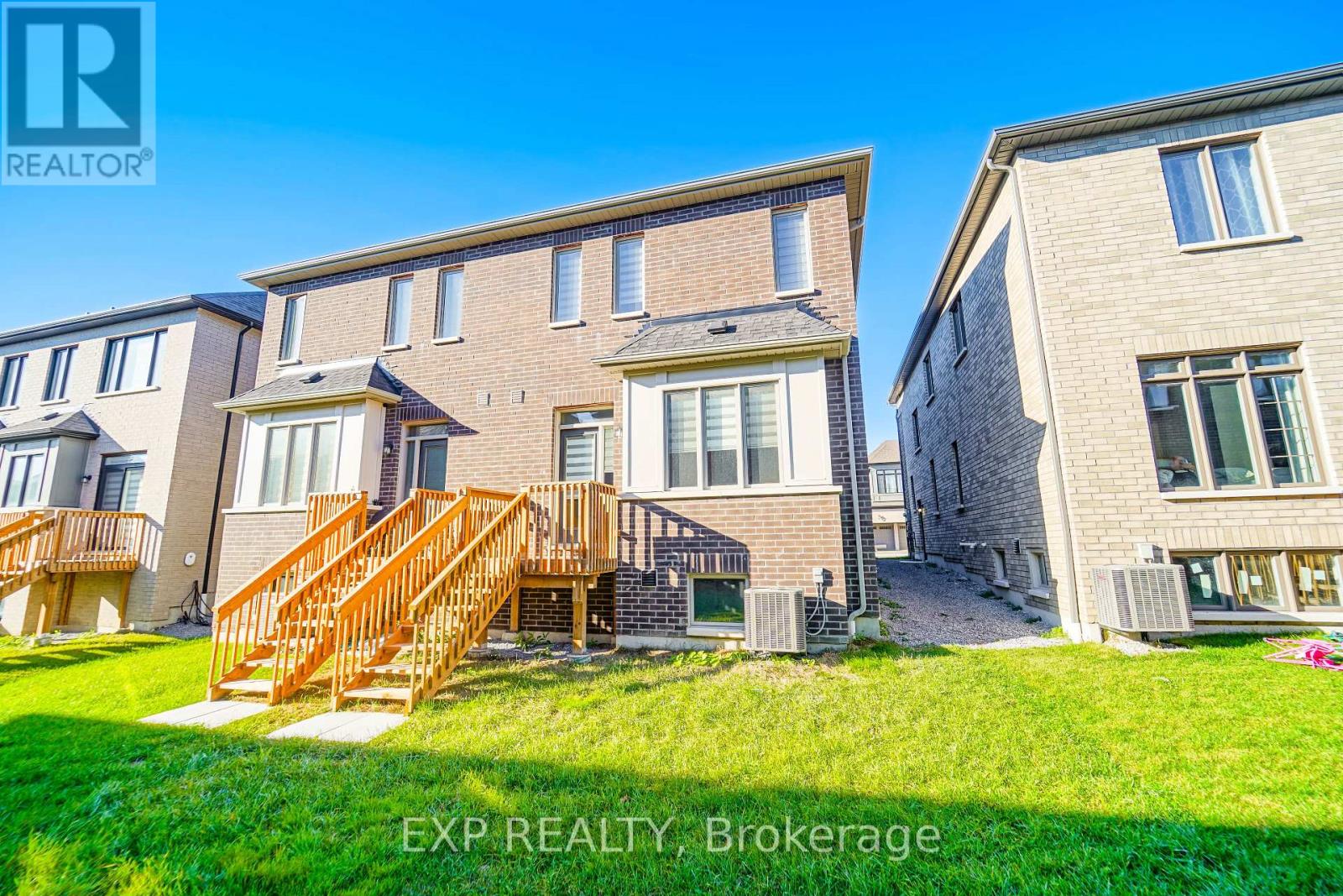 1033 Pisces Trail, Pickering, Ontario  L0H 1J0 - Photo 39 - E12558636