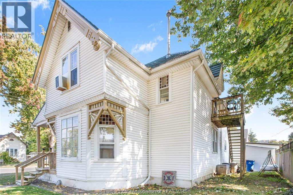 222 Selkirk Street, Chatham, Ontario  N7L 1Z4 - Photo 5 - 25029229