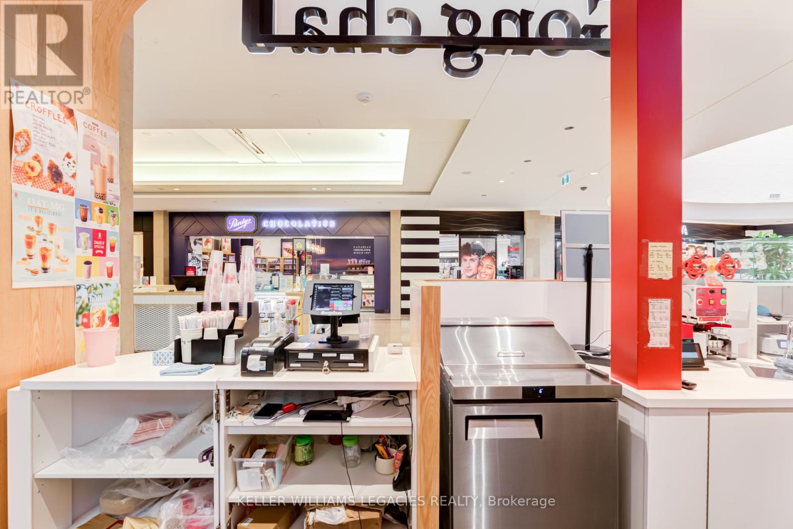 1885a - 25 The West Mall, Toronto, Ontario M9C 1B8 - Photo 6 - W12266367