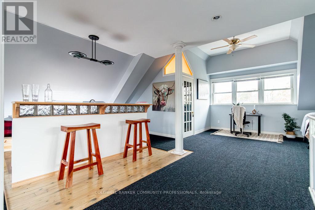 34 Holton Avenue S, Hamilton, Ontario  L8M 2L2 - Photo 37 - X12551830