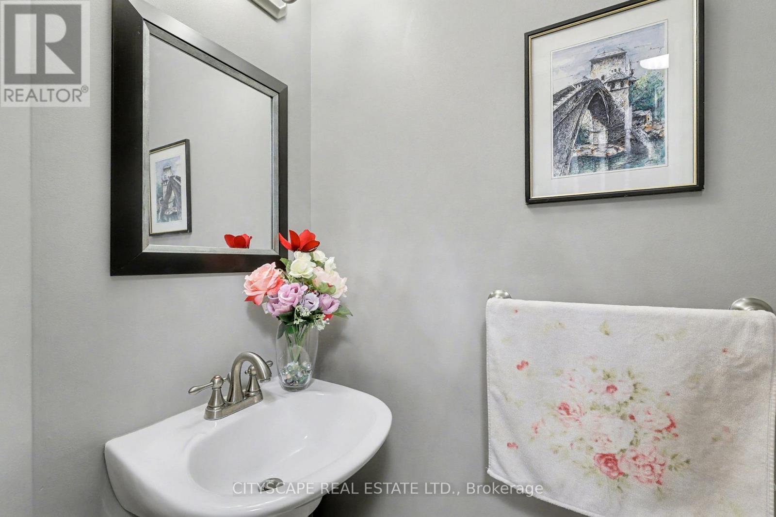 185 Carnegie Street, Ingersoll, Ontario  N5C 1L1 - Photo 9 - X12561650