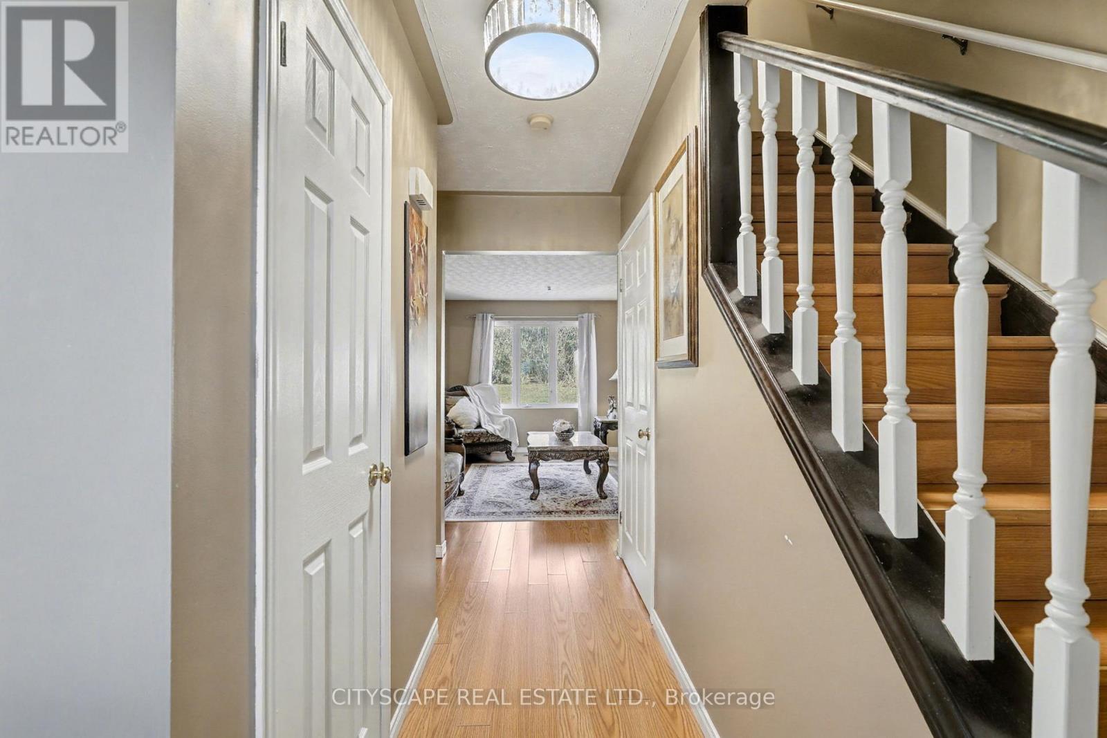 185 Carnegie Street, Ingersoll, Ontario  N5C 1L1 - Photo 8 - X12561650