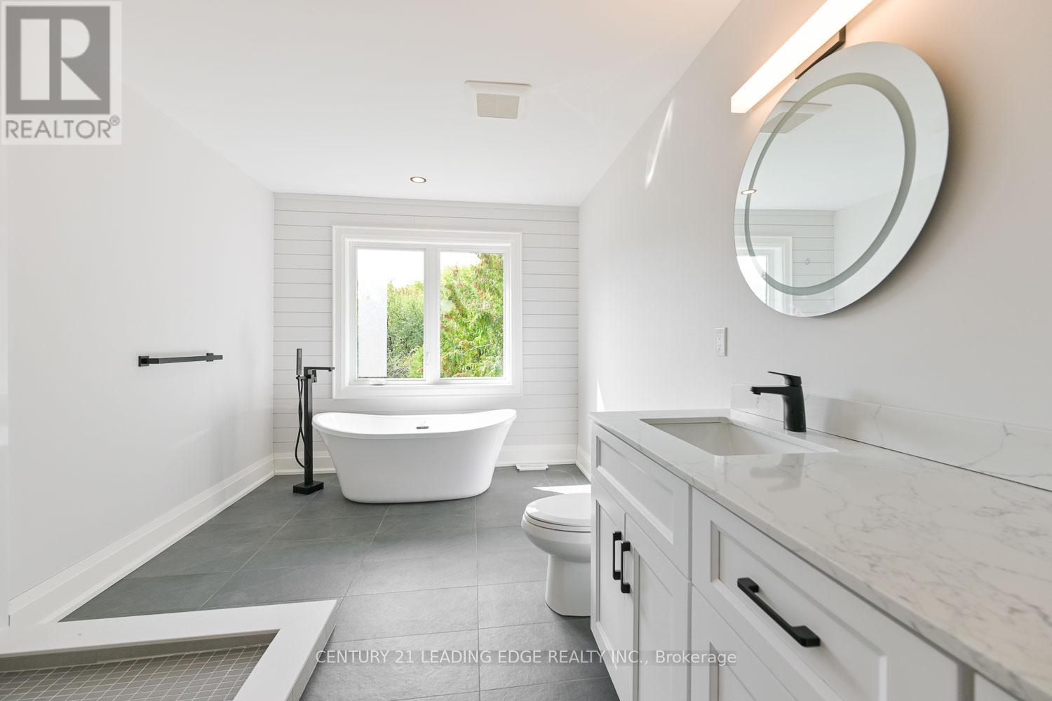 826 Montsell Avenue, Georgina, Ontario  L0E 1S0 - Photo 27 - N12561690