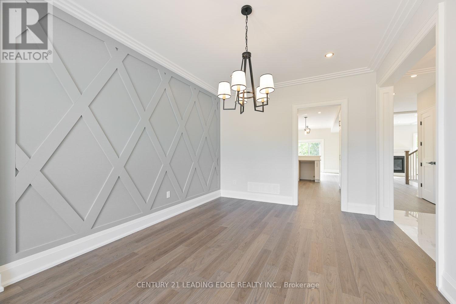 826 Montsell Avenue, Georgina, Ontario  L0E 1S0 - Photo 8 - N12561690