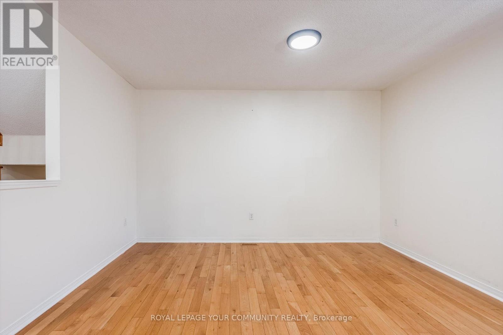 17 Castle Park Boulevard, Vaughan, Ontario  L4H 1V3 - Photo 5 - N12561724