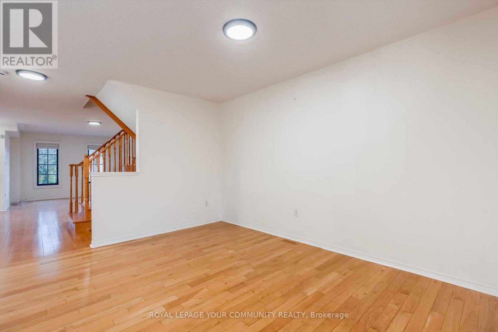 17 Castle Park Boulevard, Vaughan, Ontario  L4H 1V3 - Photo 6 - N12561724