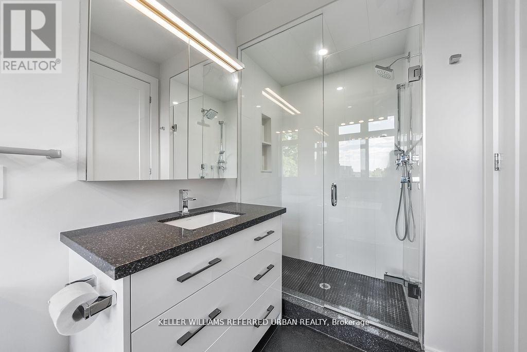 147 Lebovic Campus Drive, Vaughan, Ontario  L6A 5A1 - Photo 29 - N12561748