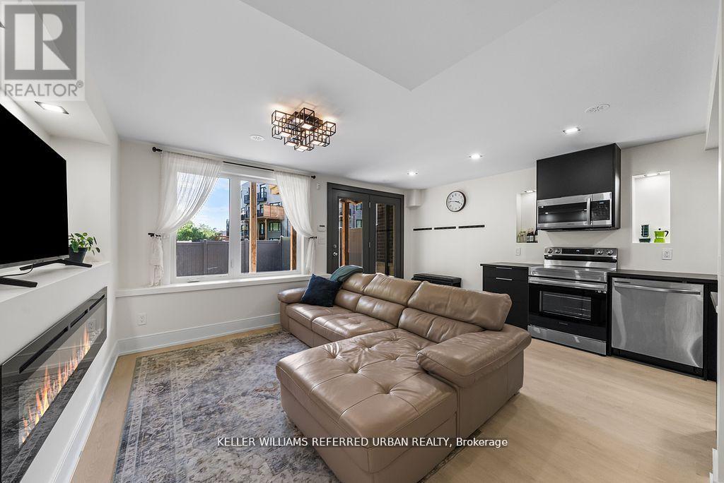 147 Lebovic Campus Drive, Vaughan, Ontario  L6A 5A1 - Photo 38 - N12561748