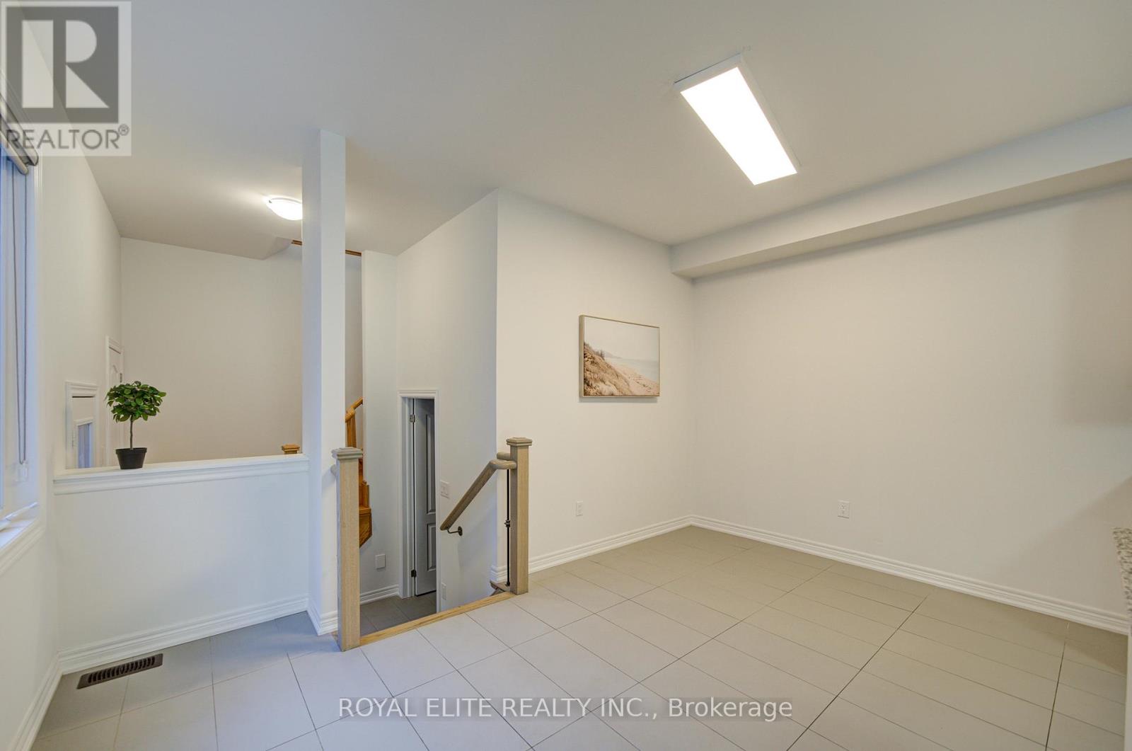 51 Albert Lewis Street, Markham, Ontario  L6B 1A8 - Photo 19 - N12561848