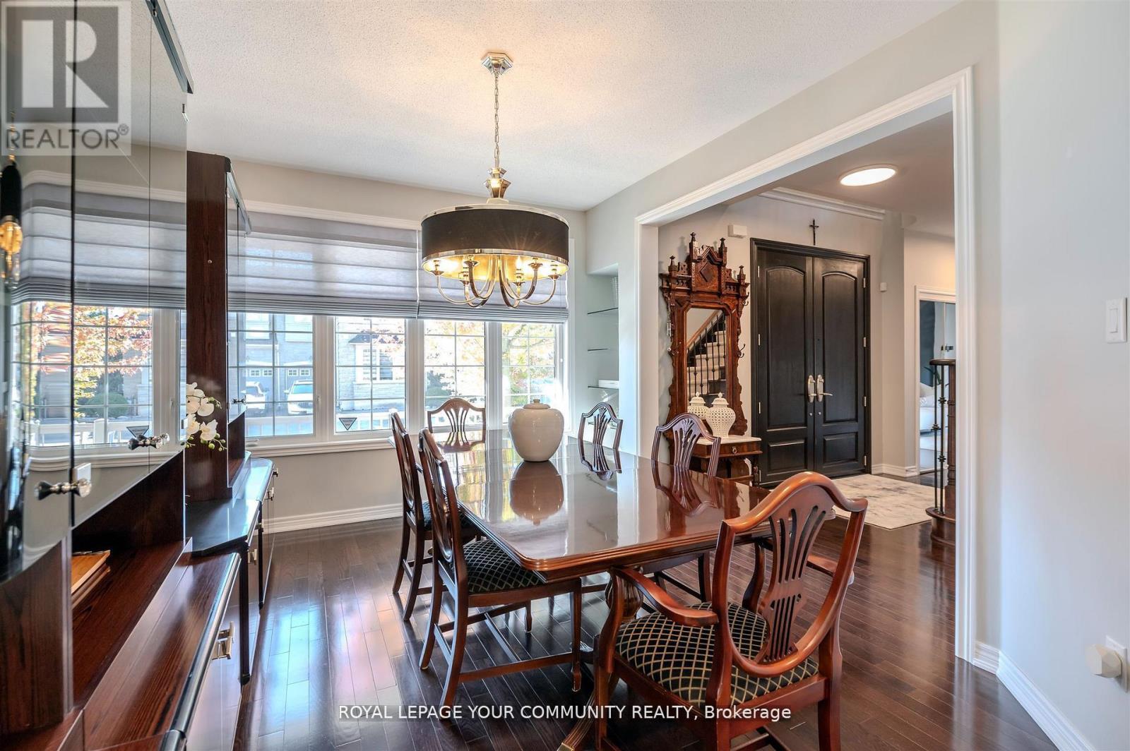 7 Sequin Drive, Richmond Hill, Ontario  L4E 0J3 - Photo 12 - N12561888