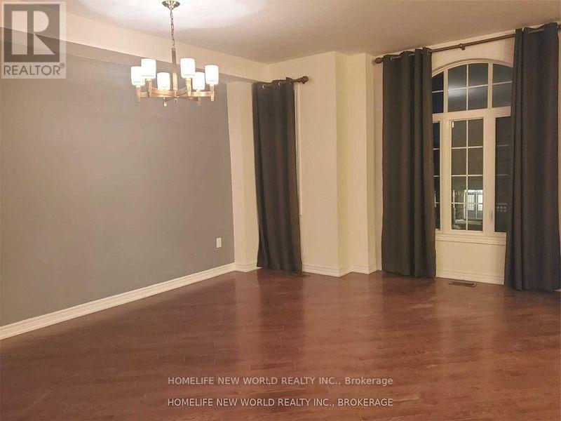 208 Hunting Ridges Upper Drive, Richmond Hill, Ontario  L4E 4K6 - Photo 3 - N12561890