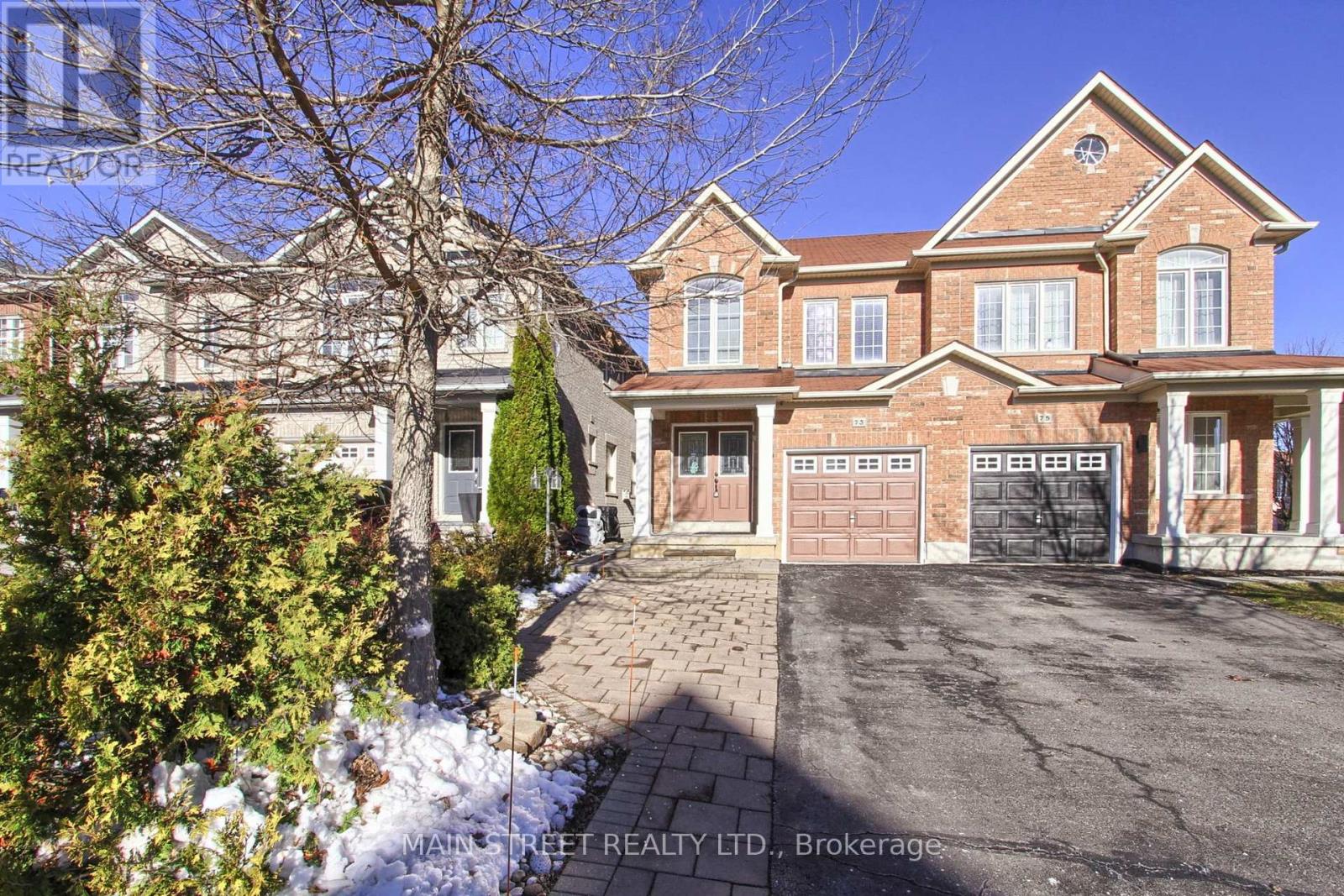 73 Four Seasons Crescent, East Gwillimbury, Ontario  L9N 0C4 - Photo 2 - N12561988