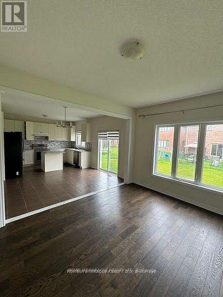 30 Furniss Street, Brock, Ontario  L0K 1A0 - Photo 7 - N12562010