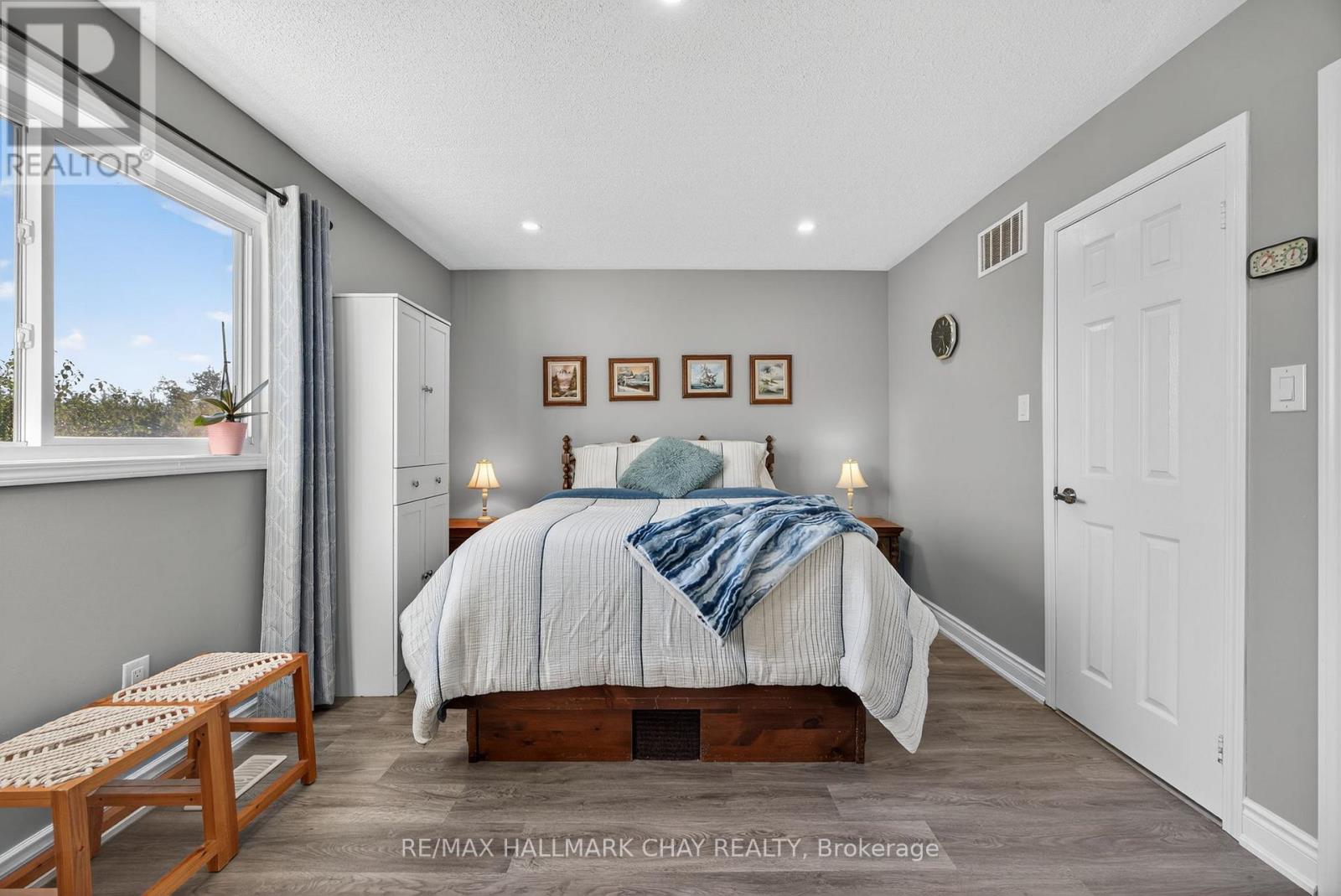 3 Coleman Drive, Barrie, Ontario  L4N 0R5 - Photo 16 - S12561914