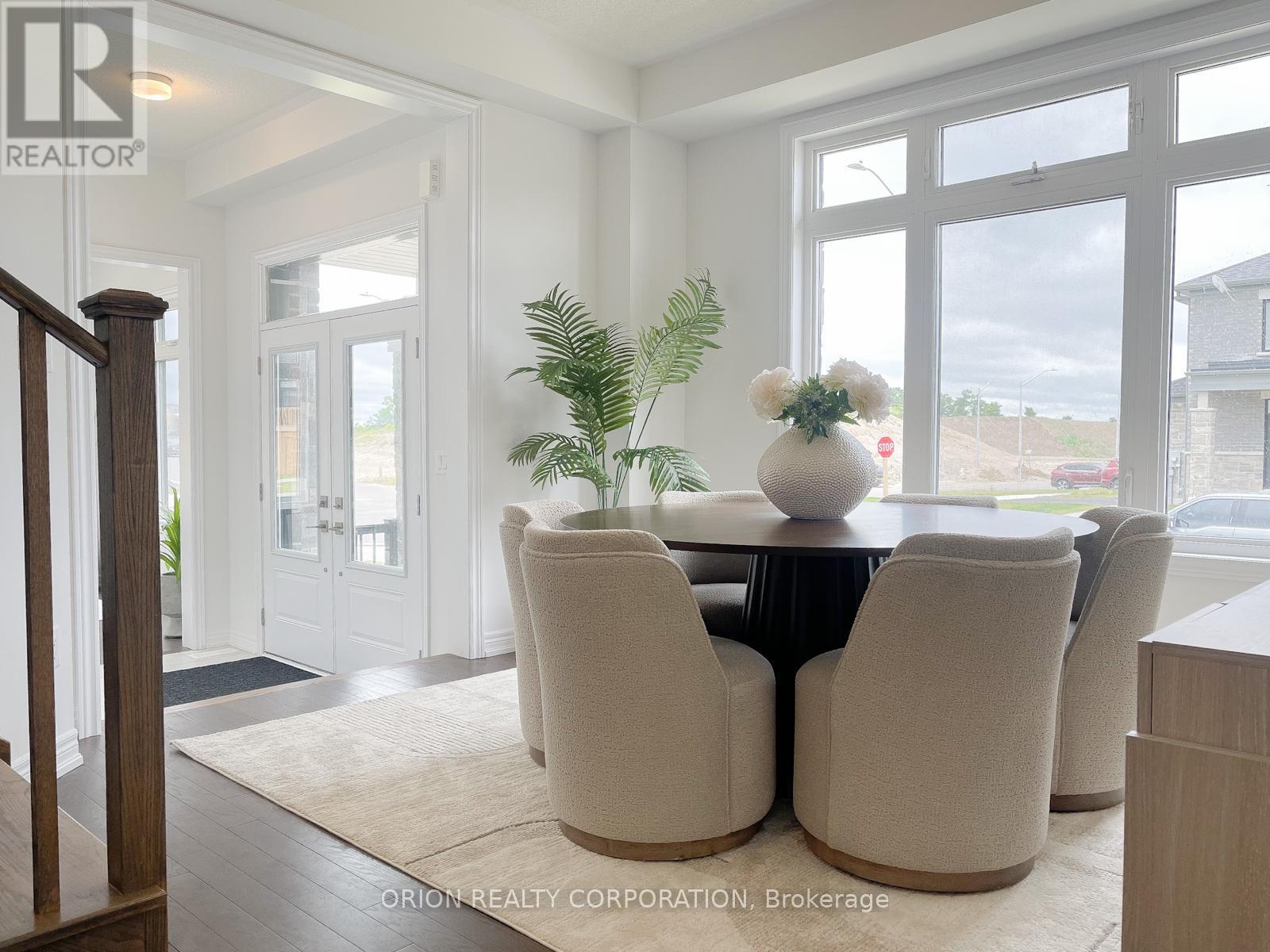 147 Fenchurch Manor, Barrie, Ontario  L9J 0X1 - Photo 5 - S12561920