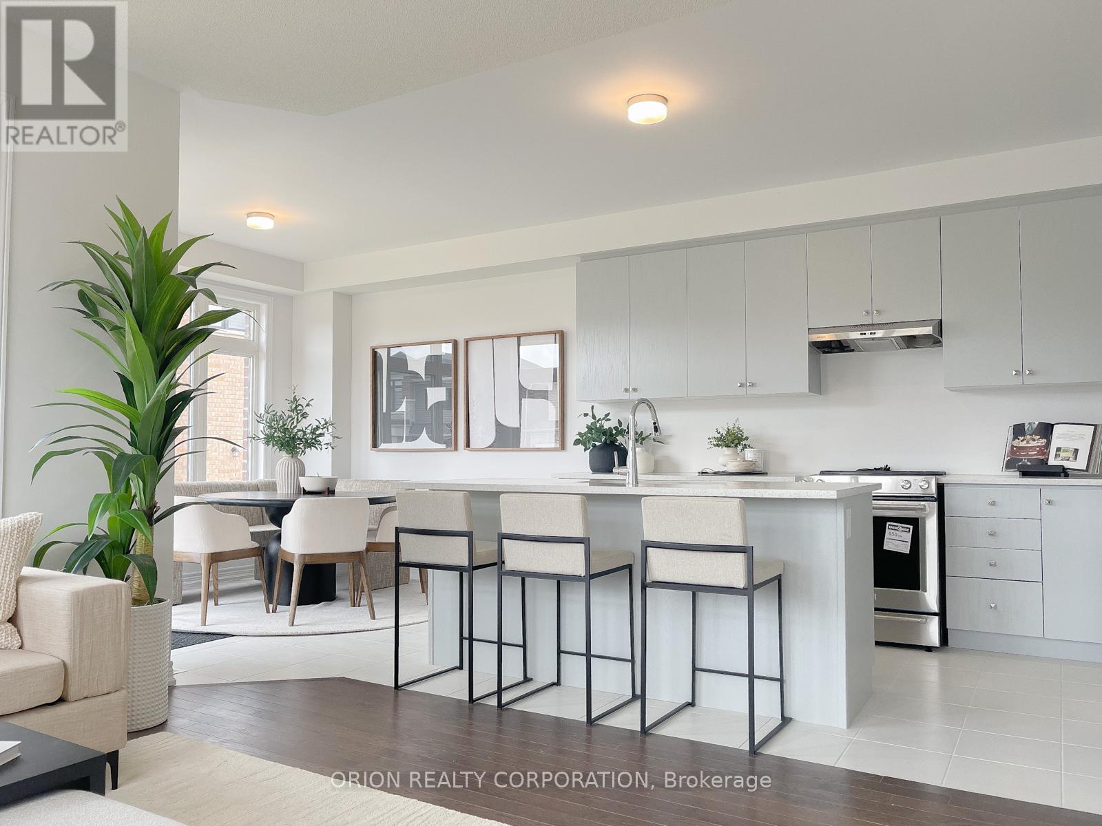 147 Fenchurch Manor, Barrie, Ontario  L9J 0X1 - Photo 8 - S12561920