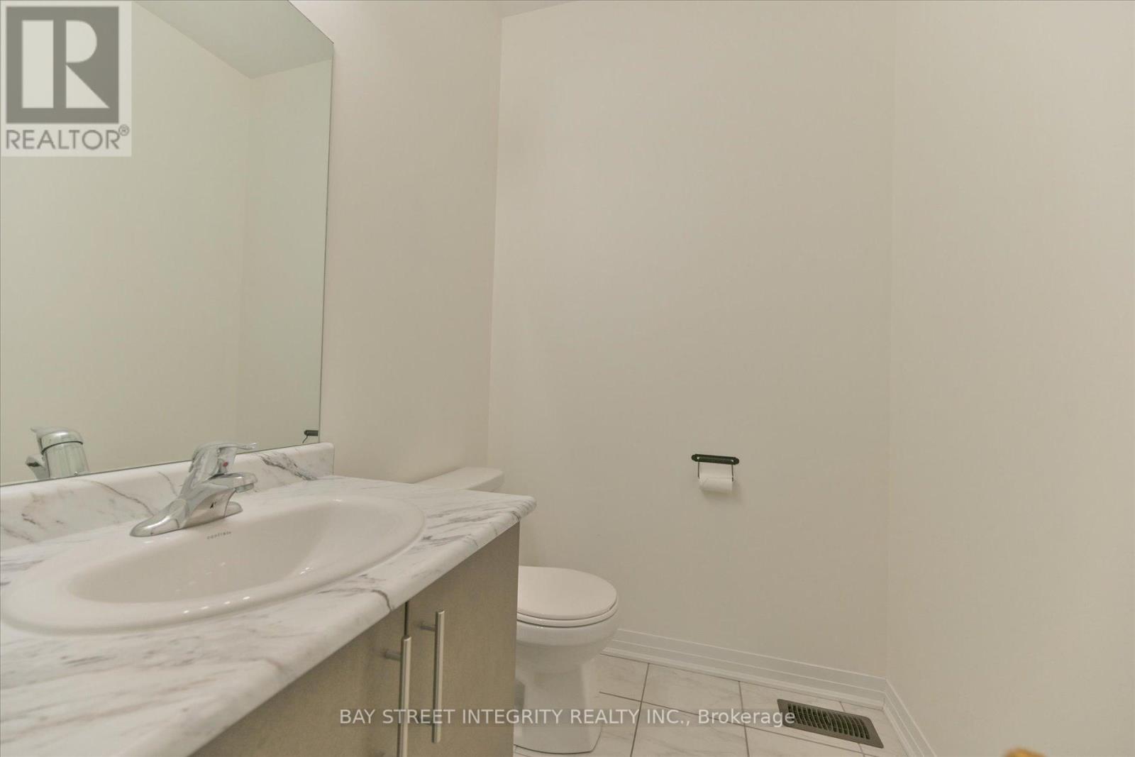 17 Bedford Estates Crescent, Barrie, Ontario  L4N 9K5 - Photo 15 - S12561922