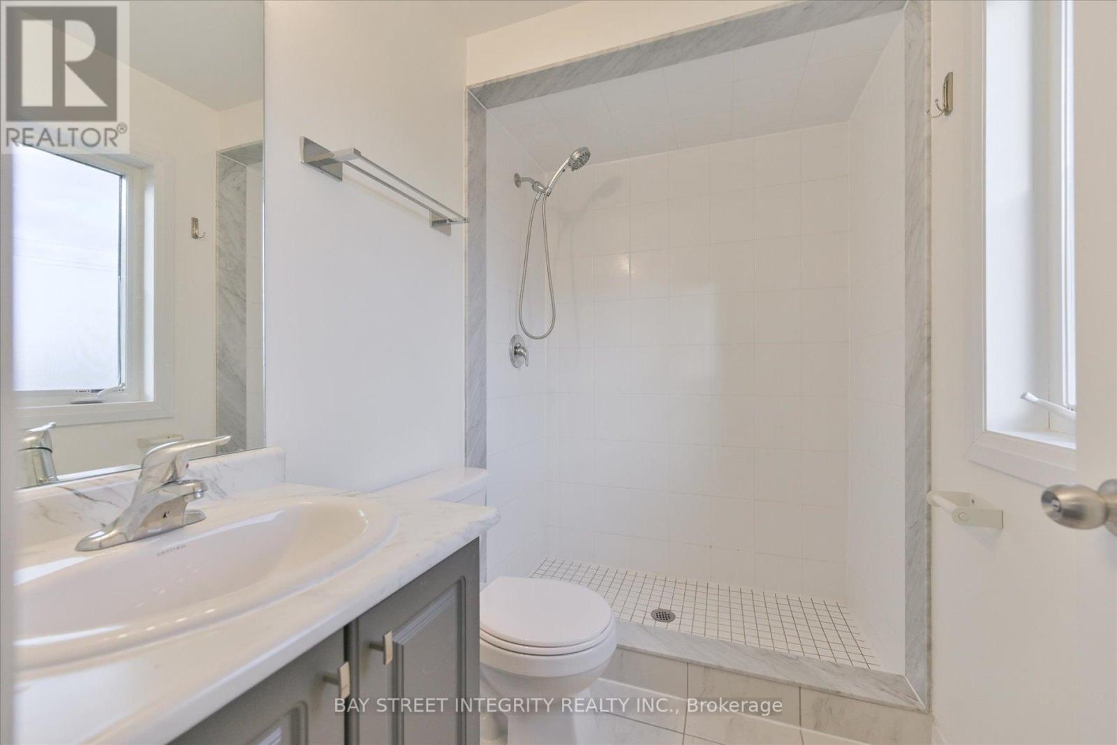 17 Bedford Estates Crescent, Barrie, Ontario  L4N 9K5 - Photo 22 - S12561922