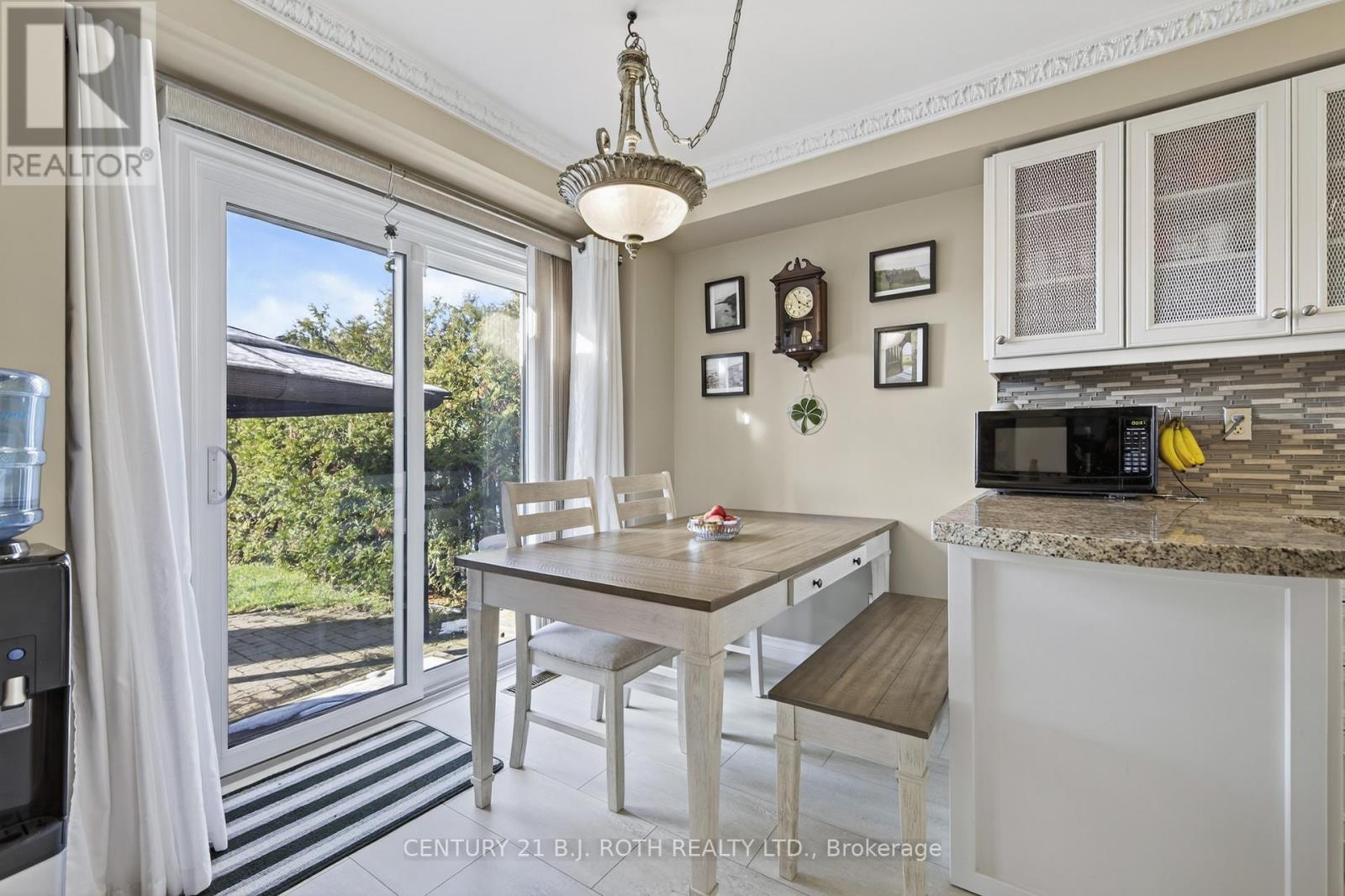 73 Rundle Crescent, Barrie, Ontario  L4N 8E6 - Photo 10 - S12561926